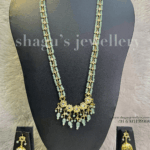 A'la mode Five Flower String Set - Emerald [Click inside image for HD quality]