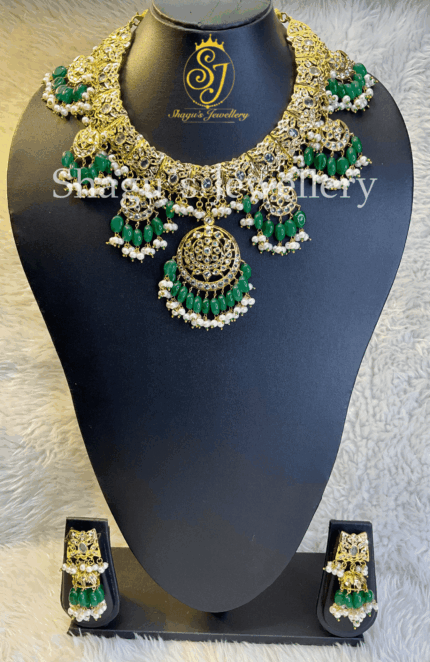 Hi-End Drop-dead Gorgeous Necklace Set - Emerald (Green) [Click inside image for HD quality]